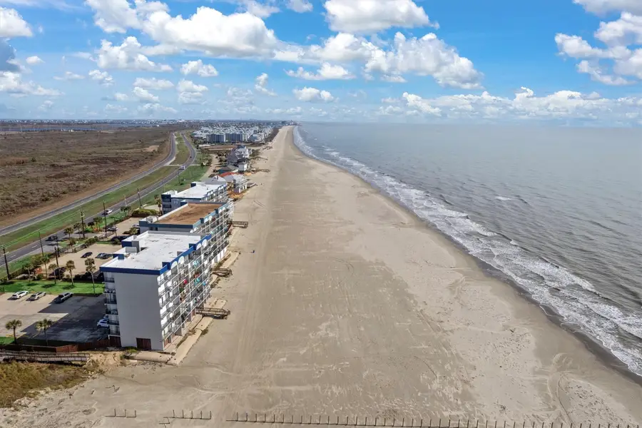 11949 Termini San Luis Pass Road #303, Galveston, TX 77554 - Image #2