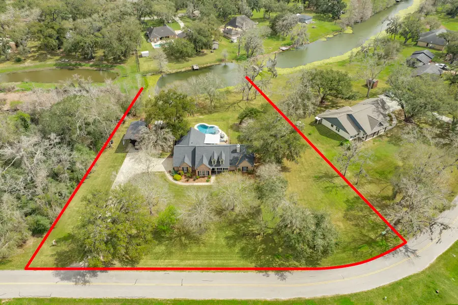 2403 Whitetail Lane, Lake Jackson, TX 77566 - #2