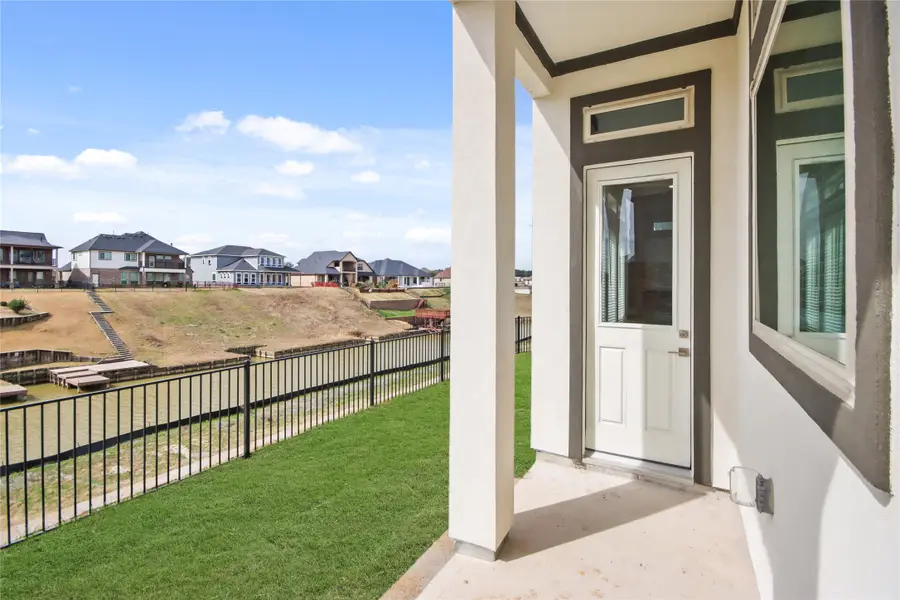 136 Peninsula Point Drive, Montgomery, TX 77356 - #2