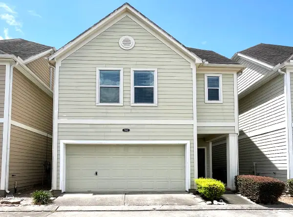 7042 Plum Creek Terrace Lane, Houston, TX 77087