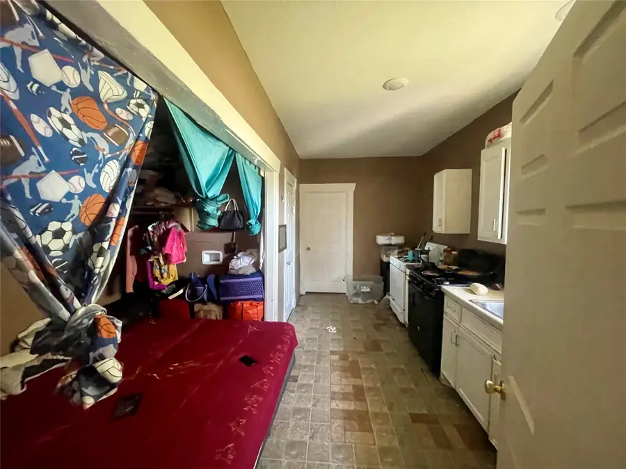 7541 Avenue F, Houston, TX 77012 - Image #3