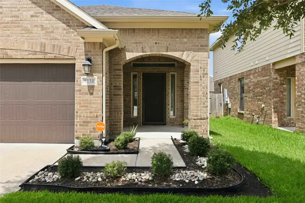 8134 Heartbrook Field Lane, Cypress, TX 77433