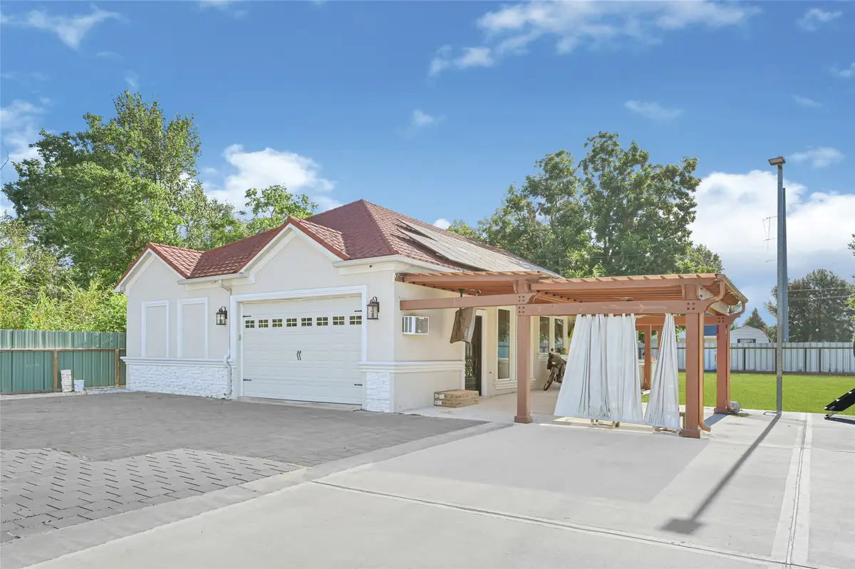 509 Joan Of Arc Drive, Hempstead, TX 77445 - #1