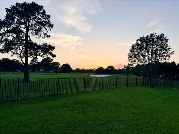 7215 Creek Crest Drive, Houston, TX 77095