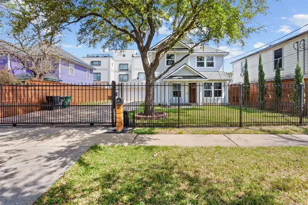 3105 Garrow Street, Houston, TX 77003
