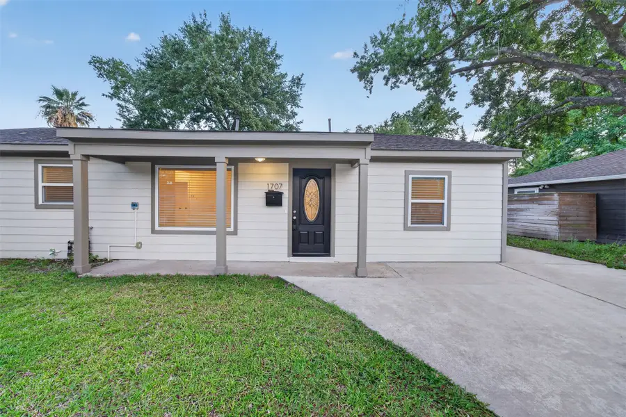 1707 W 43rd Street, Houston, TX 77018 - #2