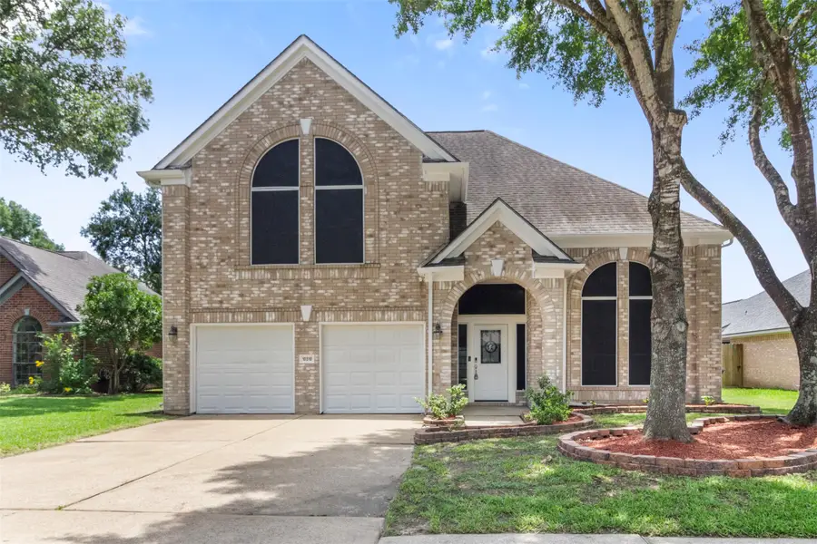 10310 Little Oak Drive, Baytown, TX 77523 - Image #2