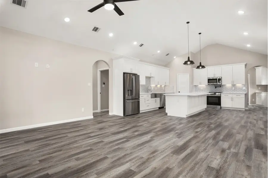 3617 Pecan Drive, Bacliff, TX 77518 - Image #3