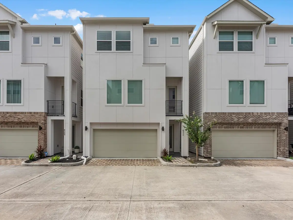 8311 Brecha Lane, Houston, TX 77055 - Image #1