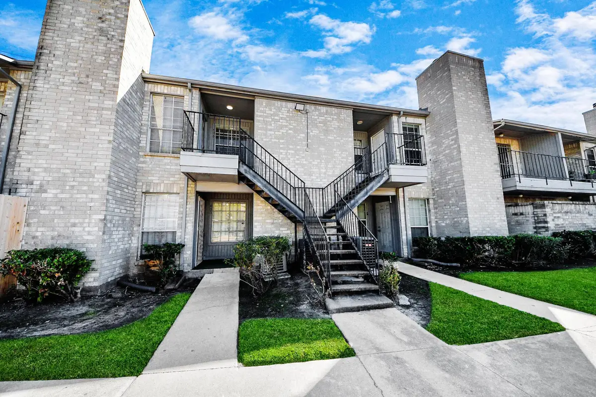 6500 Sands Point Drive #406, Houston, TX 77074 - Image #1