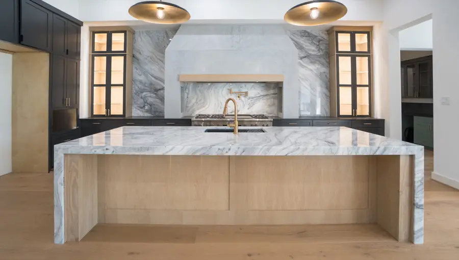 9926 Warwana Road, Houston, TX 77080 - Image #2