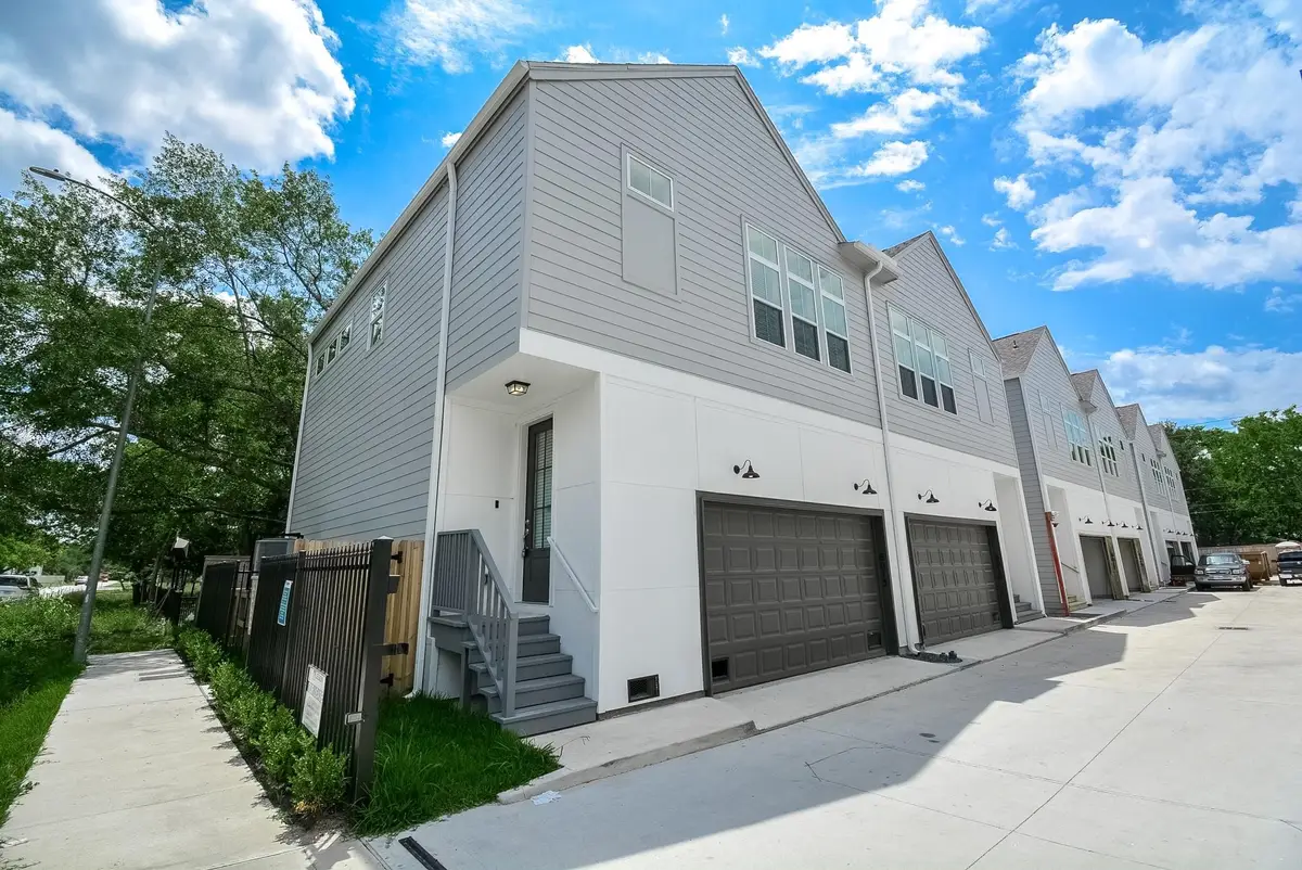 6017 Cypress Street, Houston, TX 77074 - #1