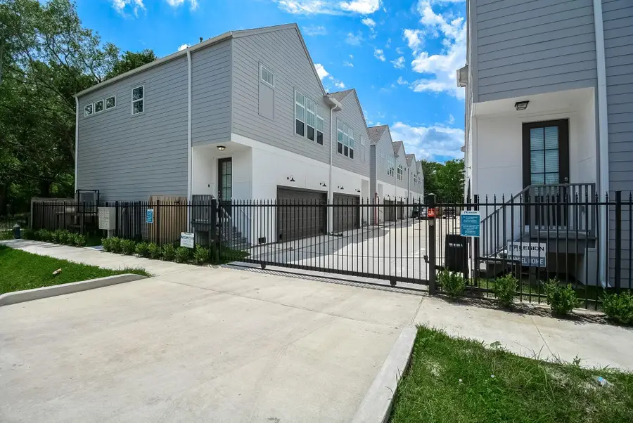 6017 Cypress Street, Houston, TX 77074 - #2