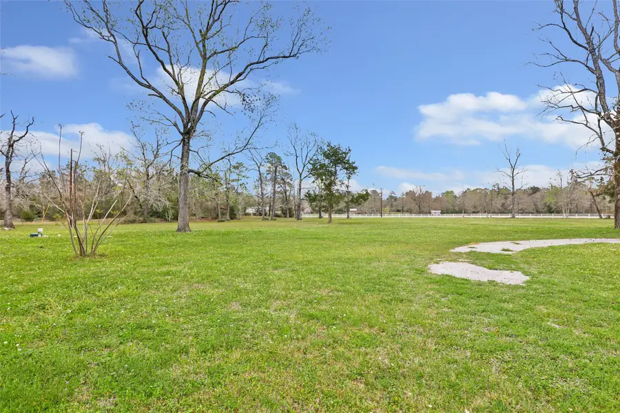 17659 E Fm 1097 Road, Willis, TX 77378 - #2