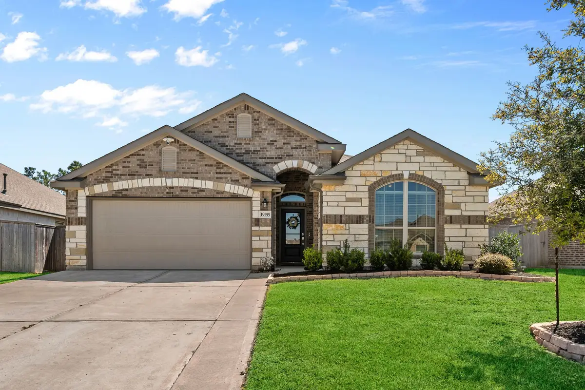 19155 Pinewood Grove Trail, New Caney, TX 77357 - #1