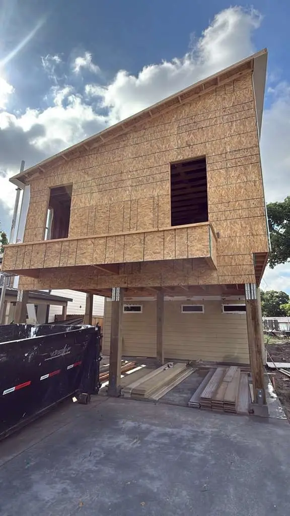 1052 North Lane #A/B, Houston, TX 77088