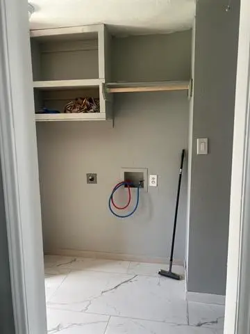 775 W Herring Street, Sour Lake, TX 77659 - #3