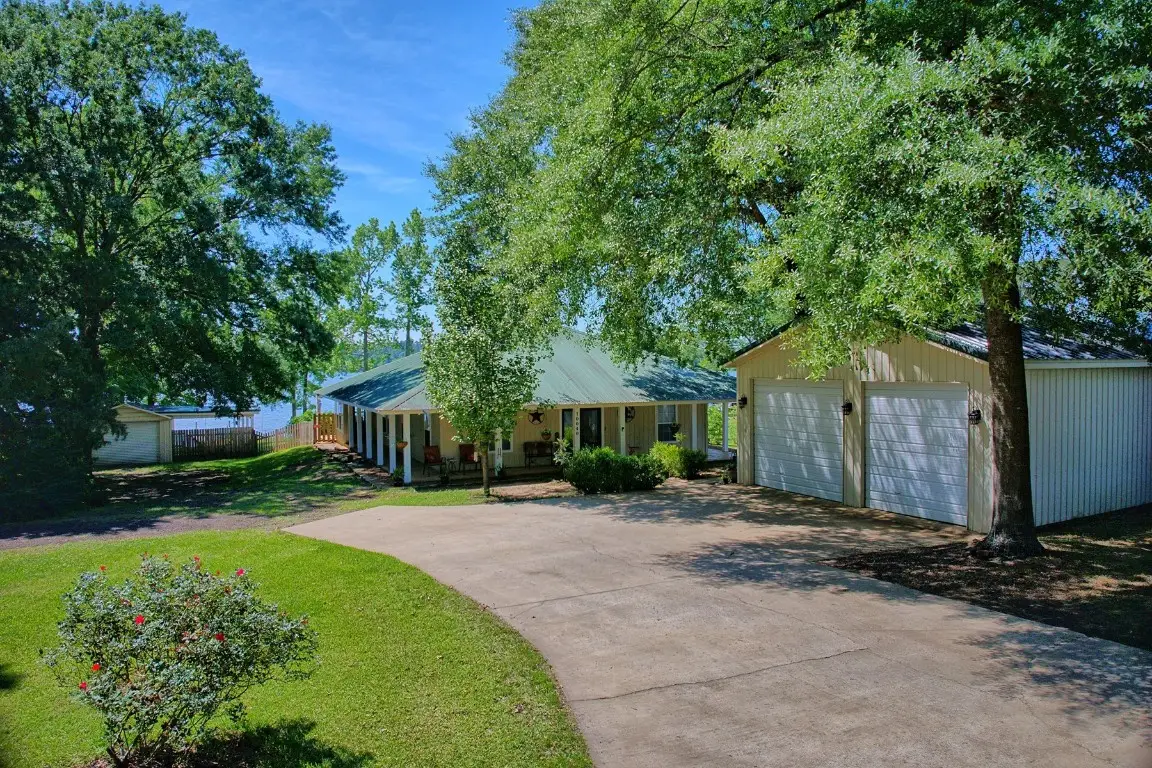 10040 Texas 87 S S, Hemphill, TX 75948 - #1