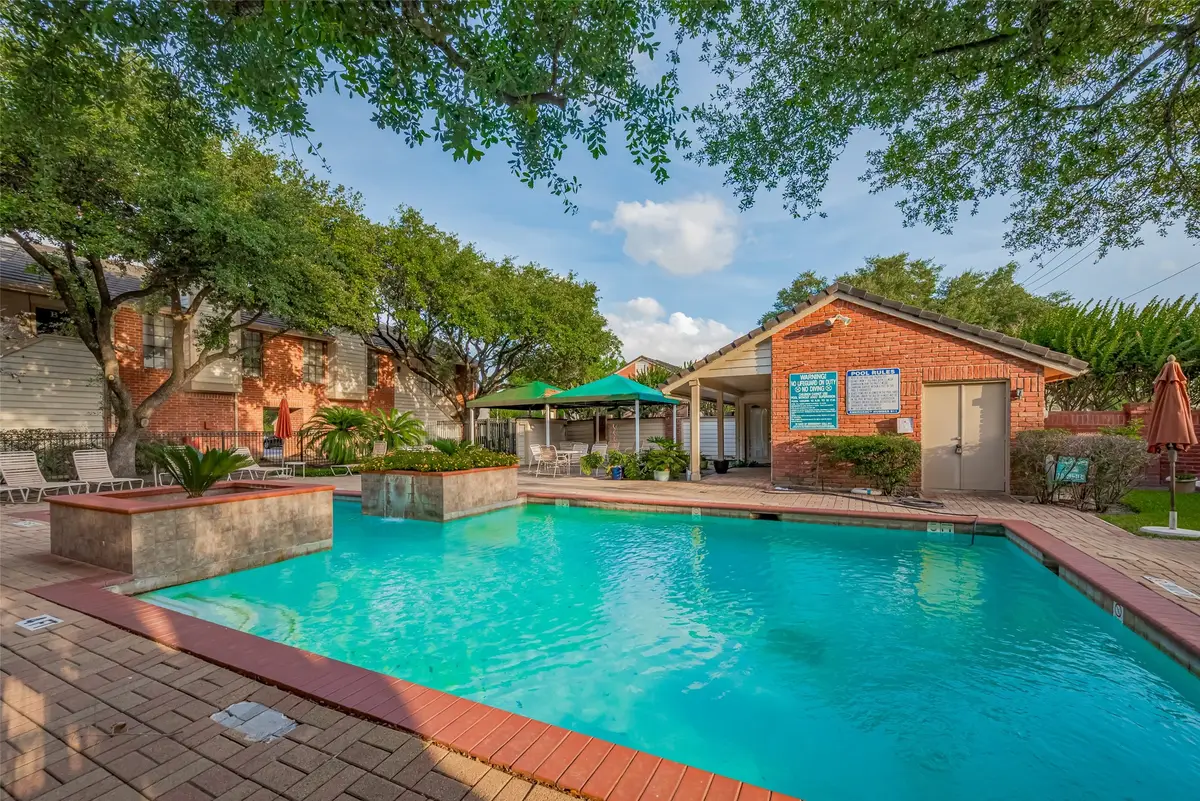 2211 S Kirkwood Road #19, Houston, TX 77077 - Image #1