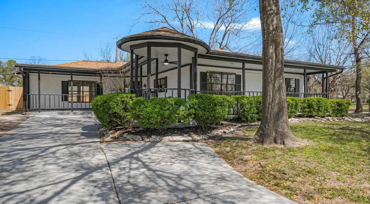 5502 Hewitt Drive, Houston, TX 77092 - Image #1