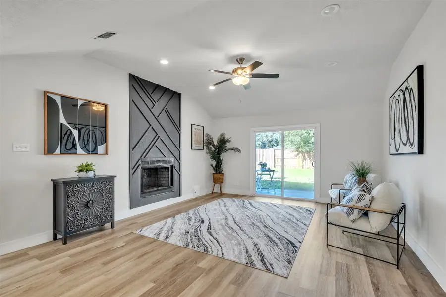 5502 Hewitt Drive, Houston, TX 77092 - Image #3