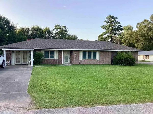 402 W Drew St, Kirbyville, TX 75956