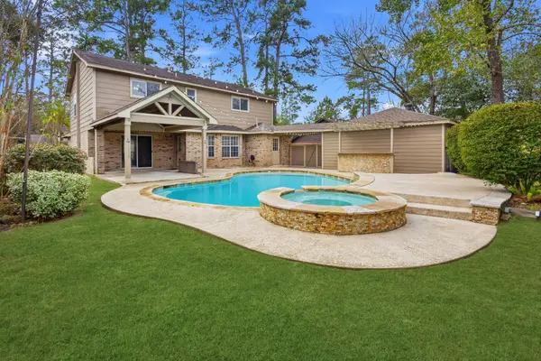 8222 Bairnsdale Lane, Houston, TX 77070