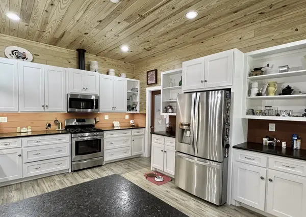17 Mosley Lane, Huntsville, TX 77320