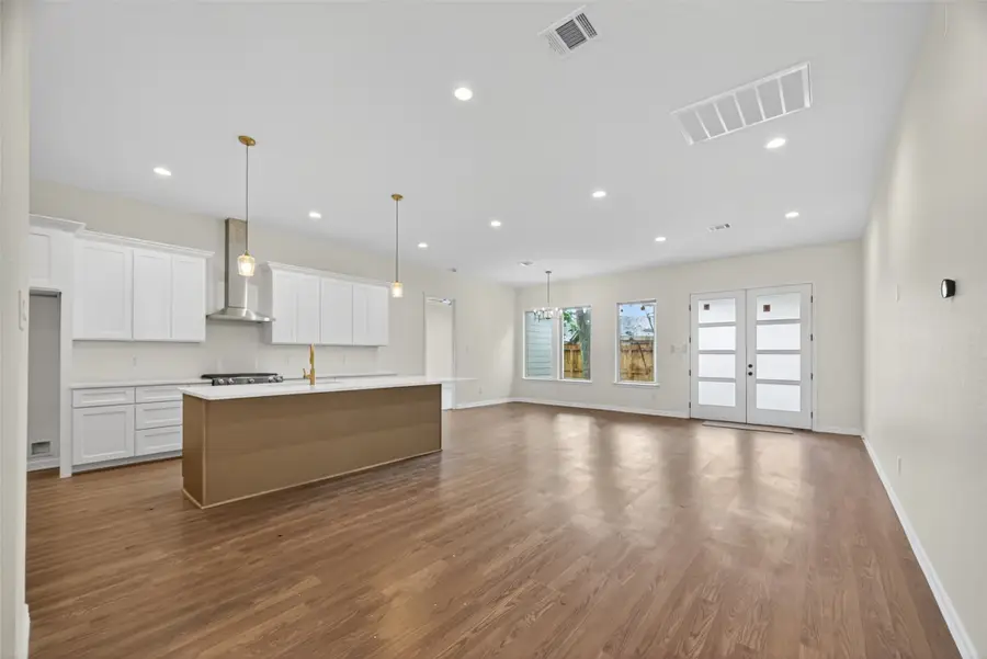 1108 Thomas Avenue, Pasadena, TX 77506 - Image #3