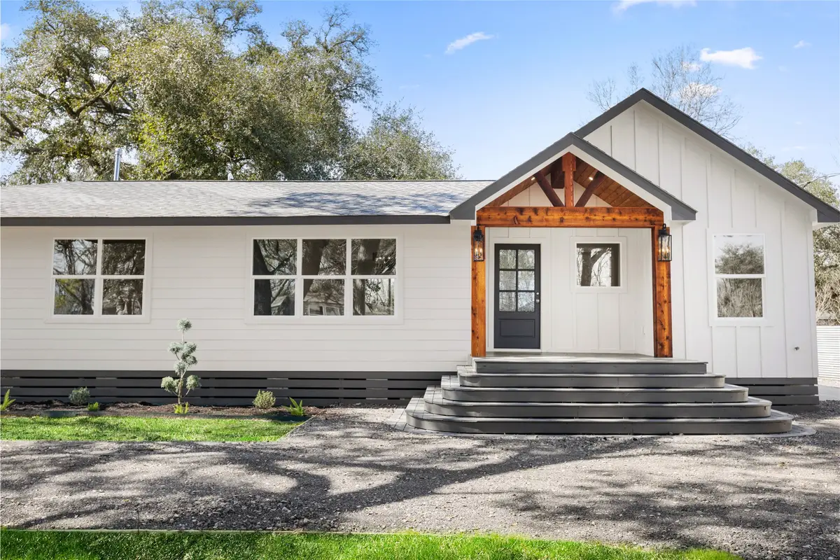 925 County Road 737b, Alvin, TX 77511 - #1