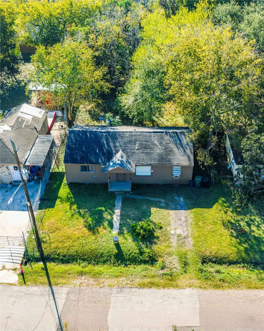 5326 Wilmington Street, Houston, TX 77033 - Image #3