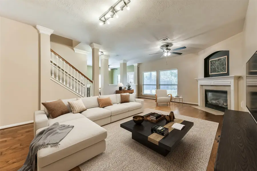 1106 Barkly Court, Pearland, TX 77581 - Image #3