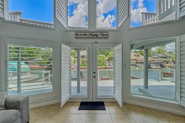 3142 Lazy Lake Lane, Montgomery, TX 77356