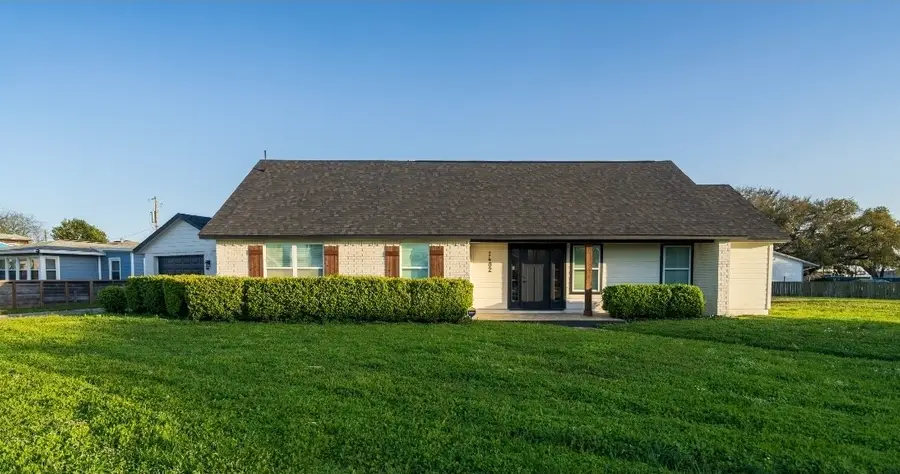 1402 Bayou Shore Drive, Galveston, TX 77551 - #2