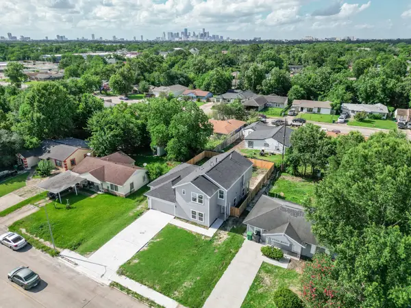 5011 Yellowstone Boulevard, Houston, TX 77021