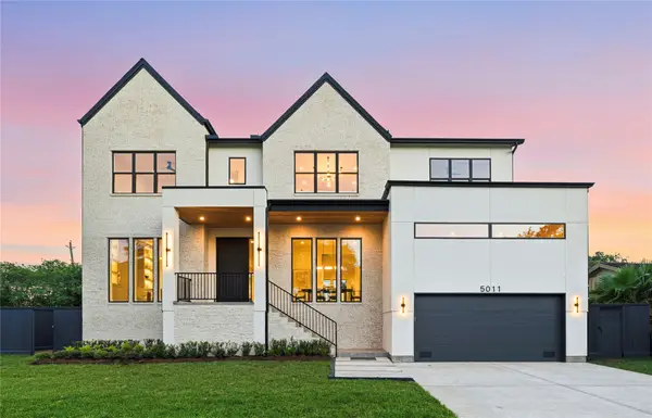 5011 Glenmeadow Drive, Houston, TX 77096