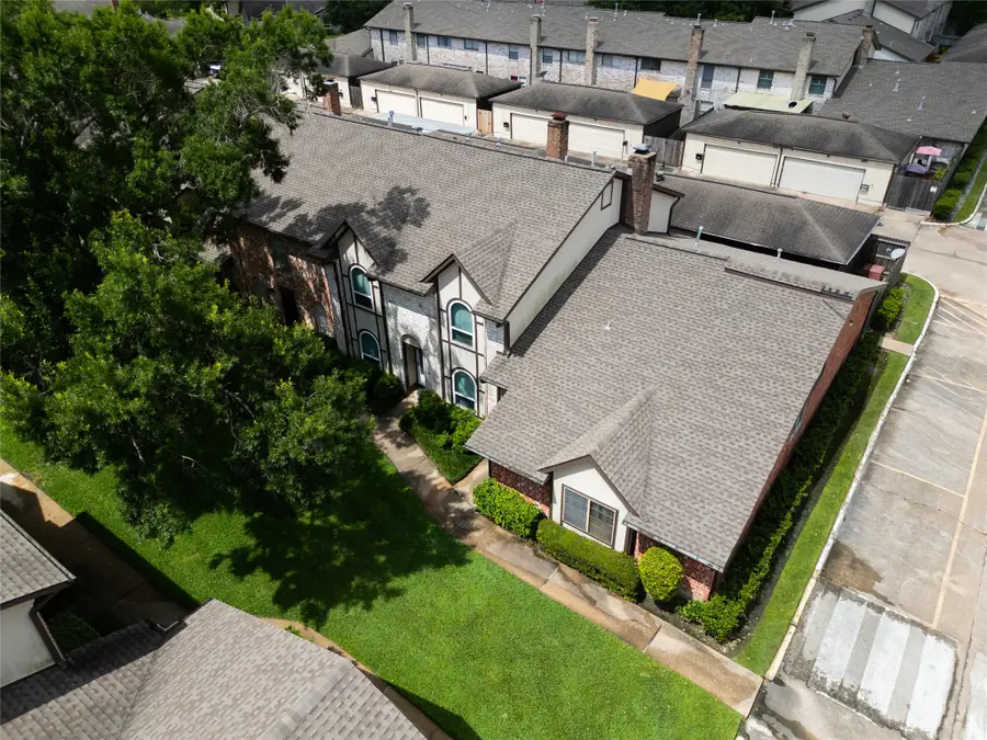 11560 S Kirkwood Road, Houston, TX 77477 - #2