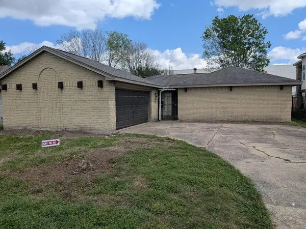 16723 Lone Quail Court, Houston, TX 77489