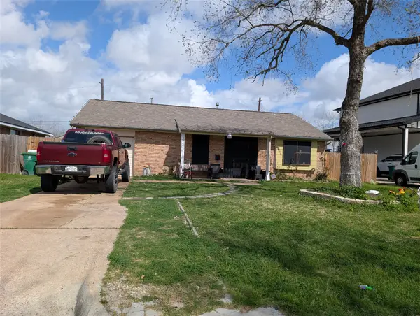 4822 Dalmatian Drive, South Houston, TX 77045