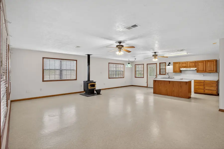 9015 Fm 92 S, Woodville, TX 75979 - Image #2