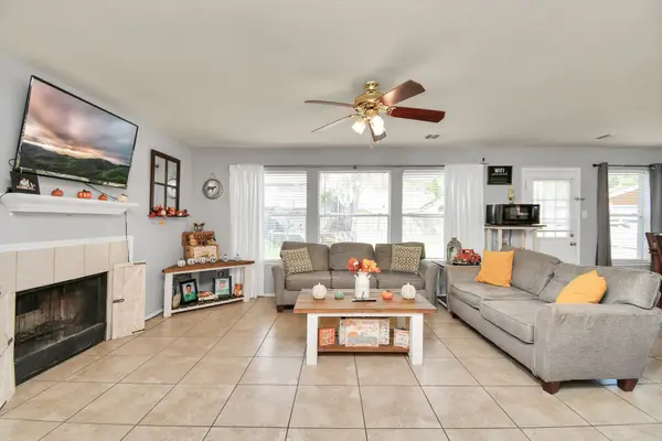 803 N Vista Drive, Houston, TX 77073