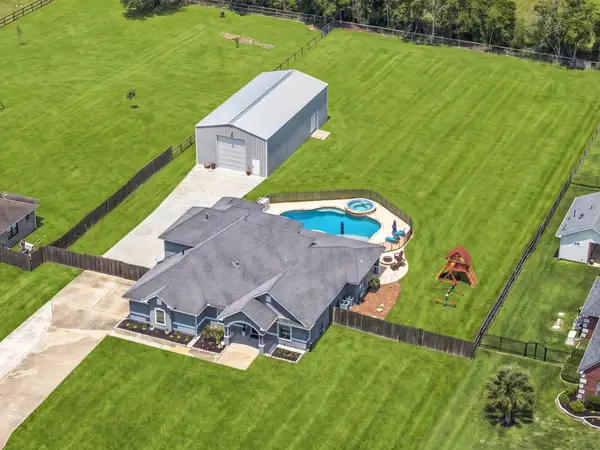 4203 Majestic Drive, Baytown, TX 77523