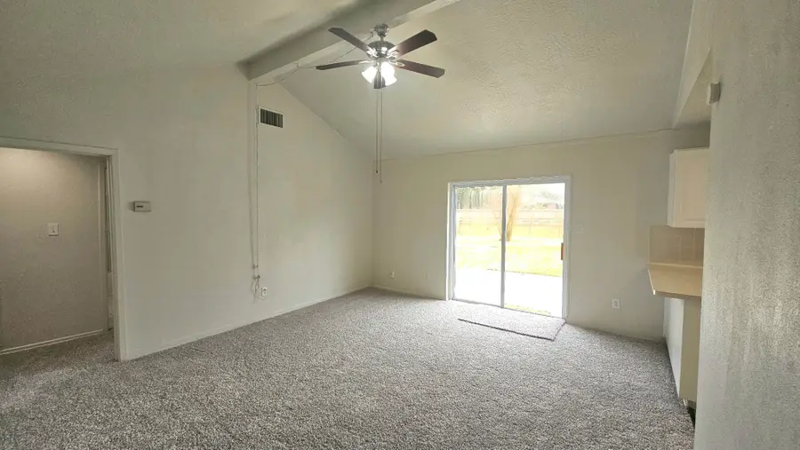 210 Brigadoon Lane, Friendswood, TX 77546 - Image #3