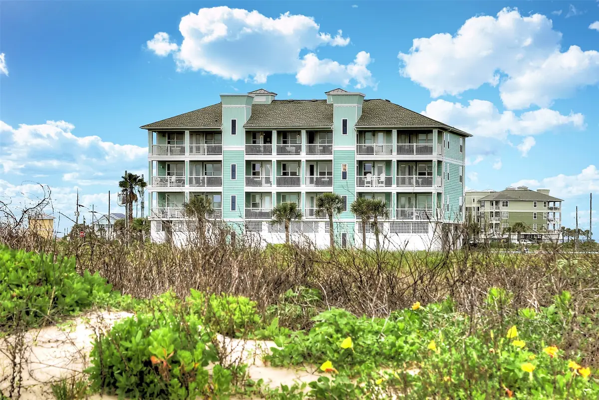 4221 Grassy Pointe Drive #203, Galveston, TX 77554 - Image #1