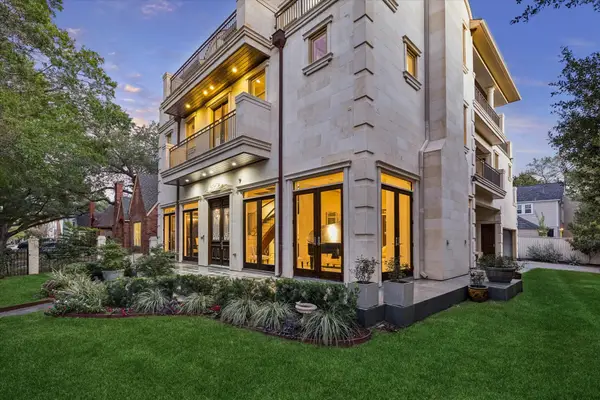 2247 Bartlett Street, Houston, TX 77098