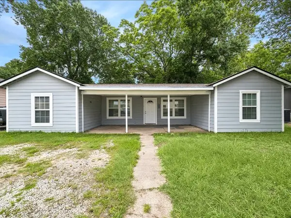 820 Texas Street, Liberty City, TX 77575