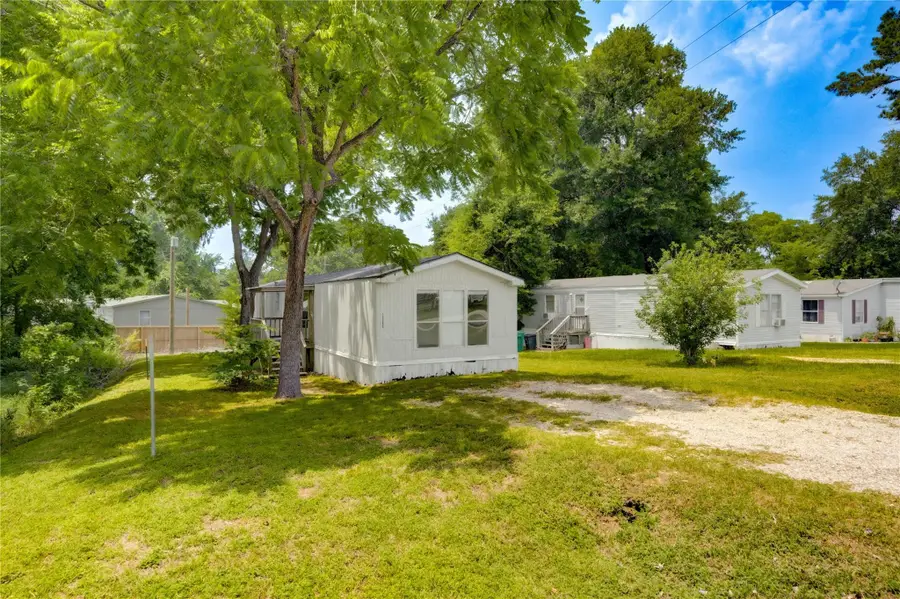 13265 Pecan Tree Drive, Willis, TX 77318 - Image #2