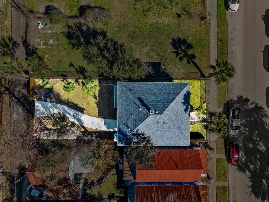 2714 Avenue K, Galveston, TX 77550 - #3