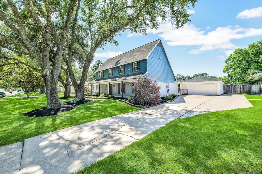 404 Independence Drive, Friendswood, TX 77546 - #3
