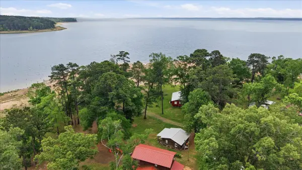 3129 County Road 4750, Broaddus, TX 75929